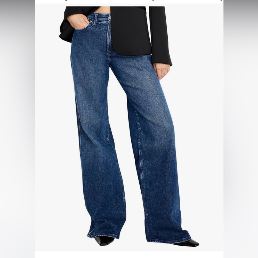NWT Good American Good Skate Loose Leg